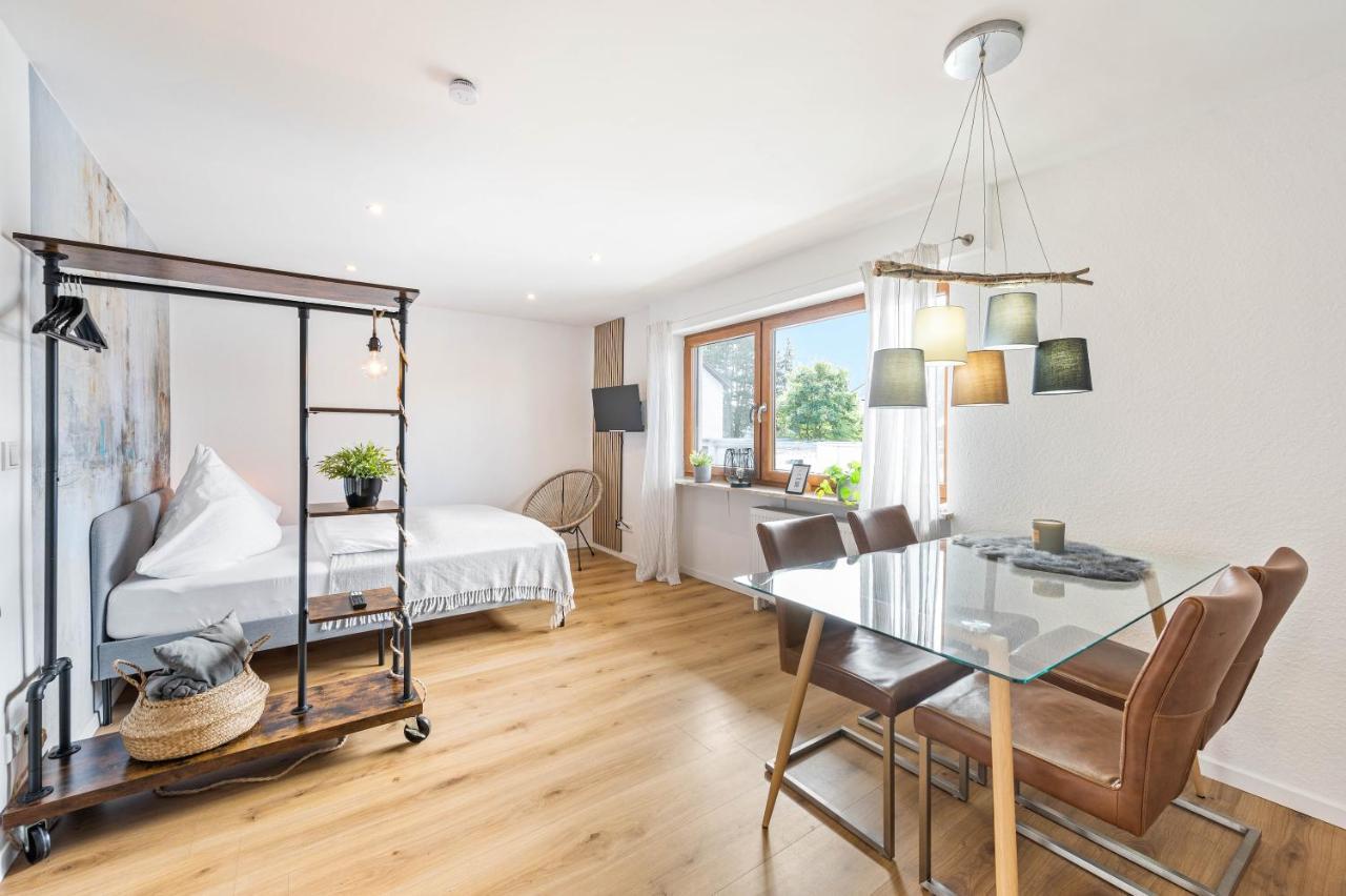 Ruhiges Und Zentrales Apartment In Huettenfeld 兰佩特海姆 外观 照片